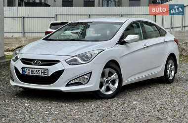 Седан Hyundai i40 2013 в Ужгороде