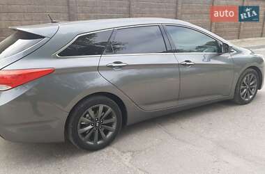 Универсал Hyundai i40 2012 в 