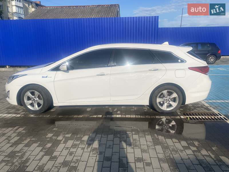 Универсал Hyundai i40 2012 в Ивано-Франковске