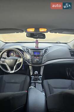 Универсал Hyundai i40 2011 в 