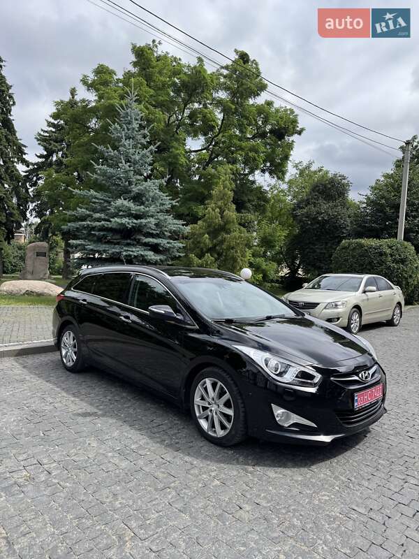 Универсал Hyundai i40 2013 в Луцке