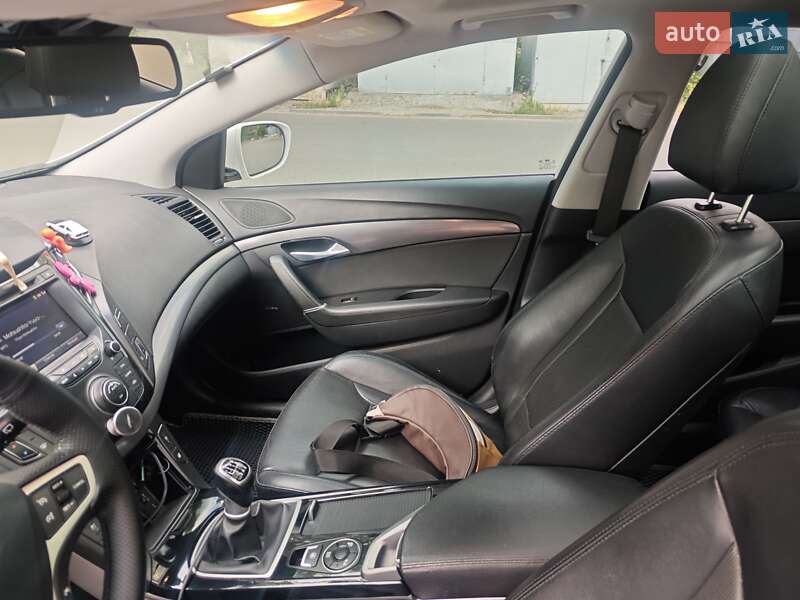 Универсал Hyundai i40 2014 в Днепре фото 12 Универсал Hyundai i40 2014 в Днепре