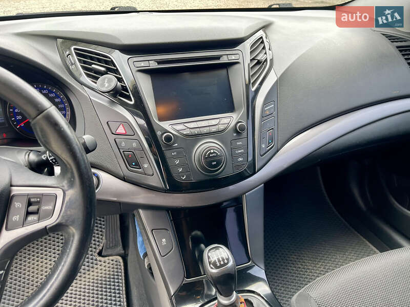 Універсал Hyundai i40 2012 в Березному фото 17 Універсал Hyundai i40 2012 в Березному