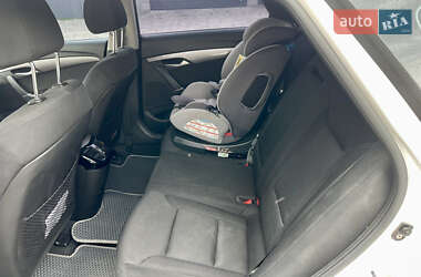 Универсал Hyundai i40 2012 в 