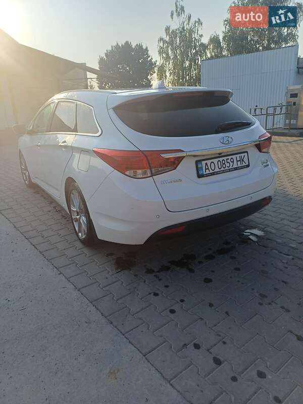Універсал Hyundai i40 2014 в Виноградові