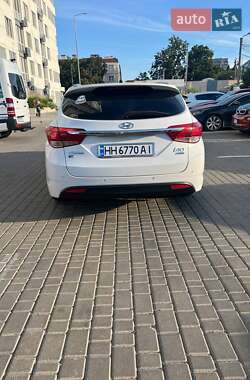 Универсал Hyundai i40 2011 в 