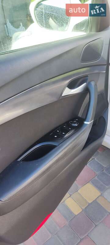 Универсал Hyundai i40 2013 в Днепре