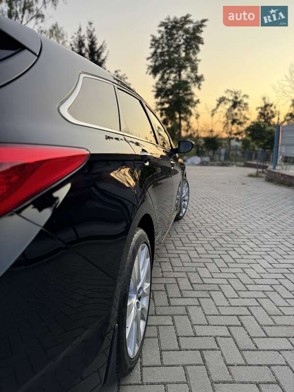 Универсал Hyundai i40 2013 в Золочеве