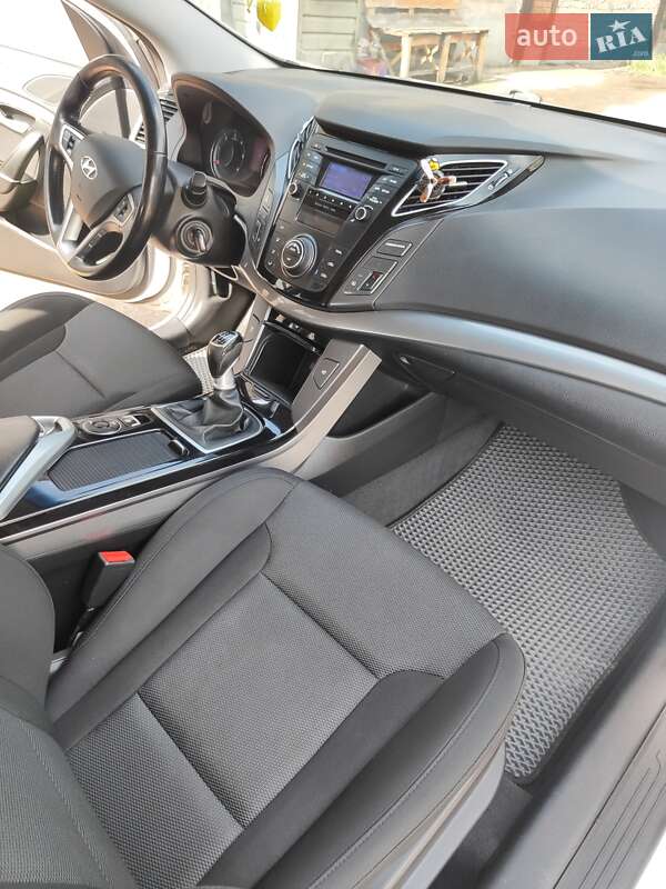 Універсал Hyundai i40 2014 в Львові