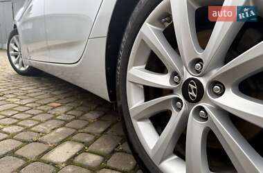Універсал Hyundai i40 2011 в  фото 15 Універсал Hyundai i40 2011 в