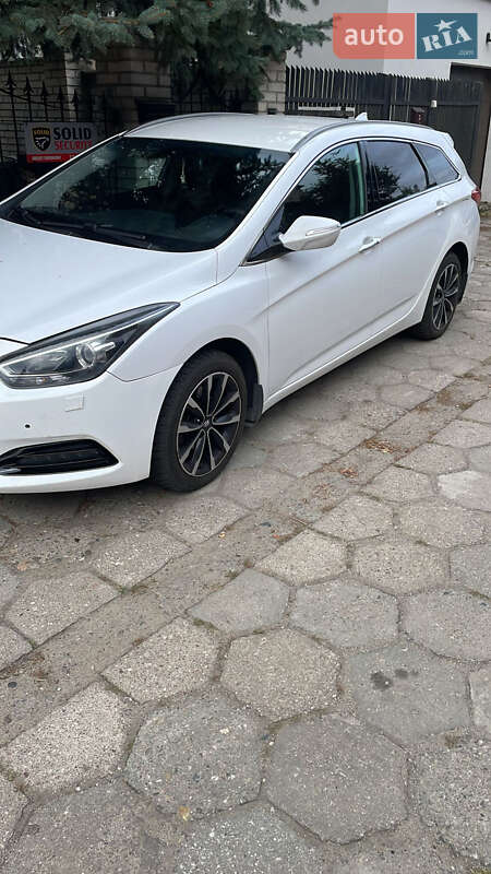 Hyundai i40 2015