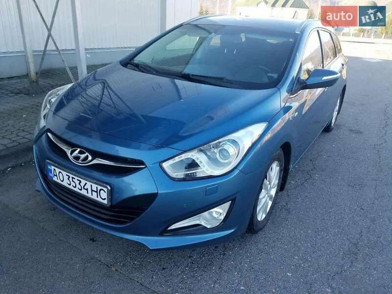 Универсал Hyundai i40 2011 в 