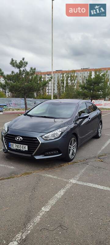 Седан Hyundai i40 2015 в Днепре