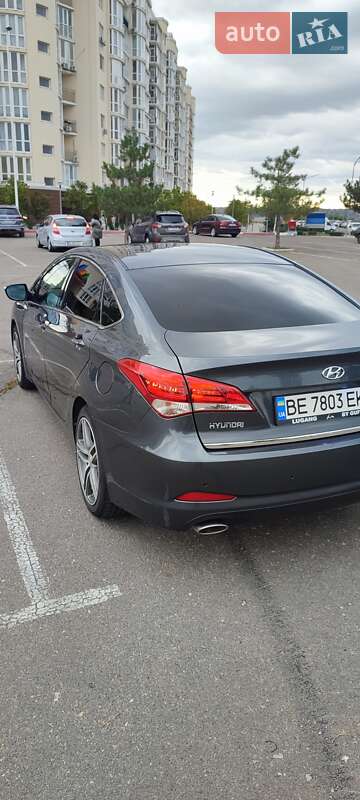 Седан Hyundai i40 2015 в Днепре