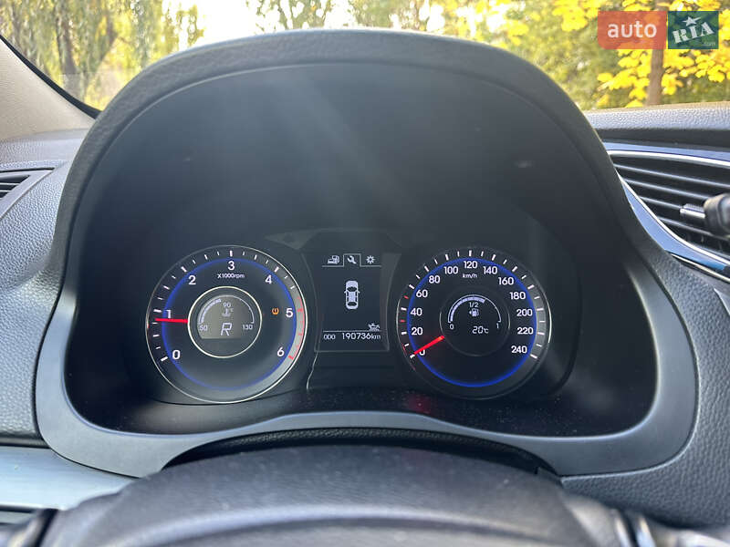 Універсал Hyundai i40 2015 в Києві фото 10 Універсал Hyundai i40 2015 в Києві