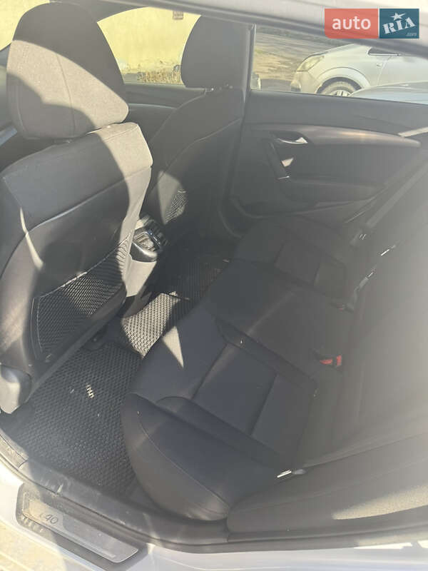 Універсал Hyundai i40 2011 в Золочеві фото 13 Універсал Hyundai i40 2011 в Золочеві