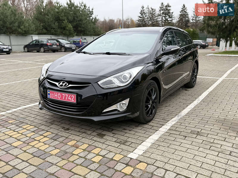 Универсал Hyundai i40 2013 в Луцке фото Универсал Hyundai i40 2013 в Луцке