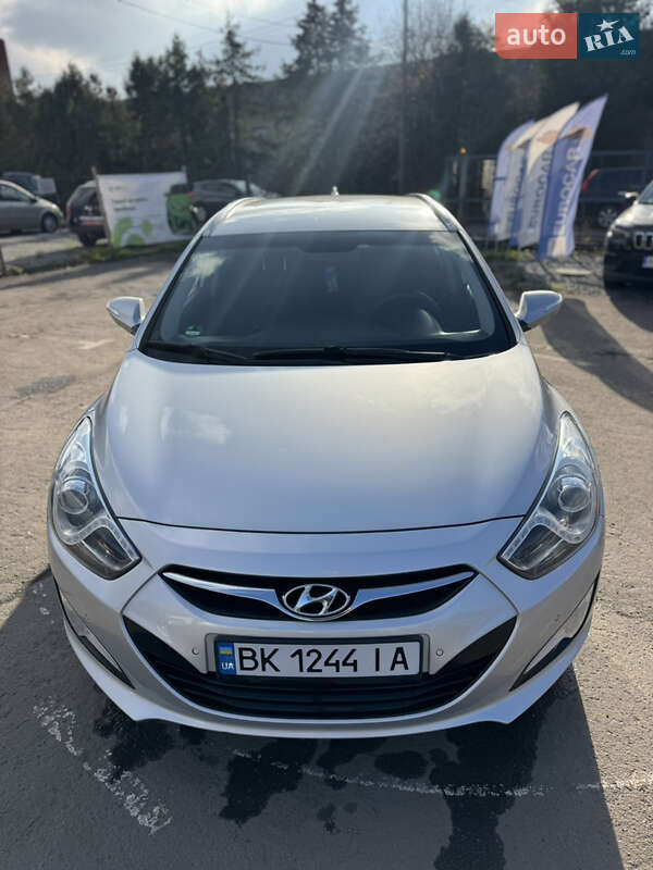 Універсал Hyundai i40 2014 в Дубні