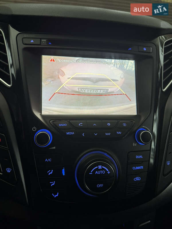 Универсал Hyundai i40 2014 в Киеве