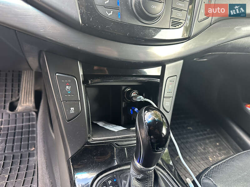 Универсал Hyundai i40 2015 в Киеве