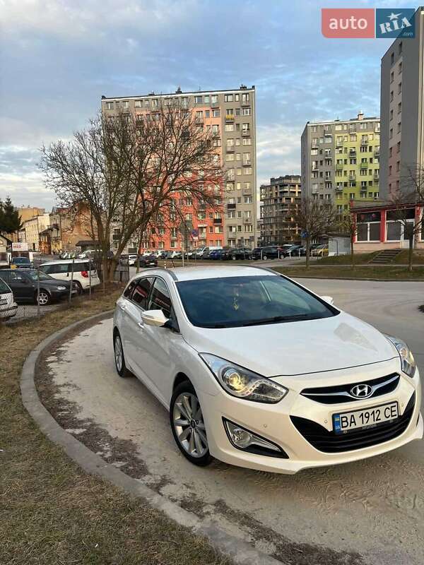 Универсал Hyundai i40 2013 в Городне