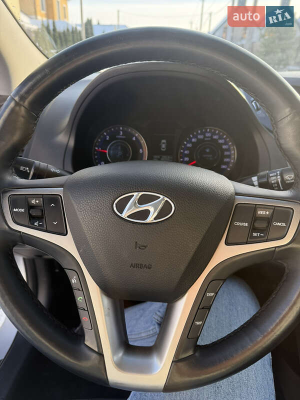 Седан Hyundai i40 2014 в Петропавлівській Борщагівці фото 17 Седан Hyundai i40 2014 в Петропавлівській Борщагівці