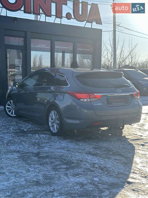 Универсал Hyundai i40 2011 в Белогородке