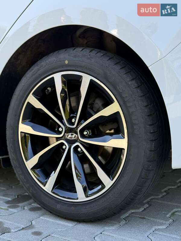 Универсал Hyundai i40 2016 в Дубно фото 17 Универсал Hyundai i40 2016 в Дубно