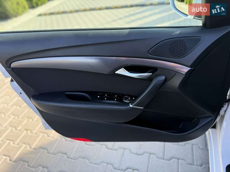 Универсал Hyundai i40 2016 в Дубно фото 38 Универсал Hyundai i40 2016 в Дубно