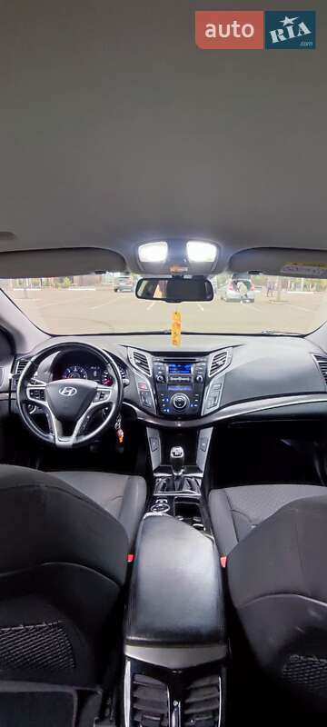 Седан Hyundai i40 2015 в Днепре