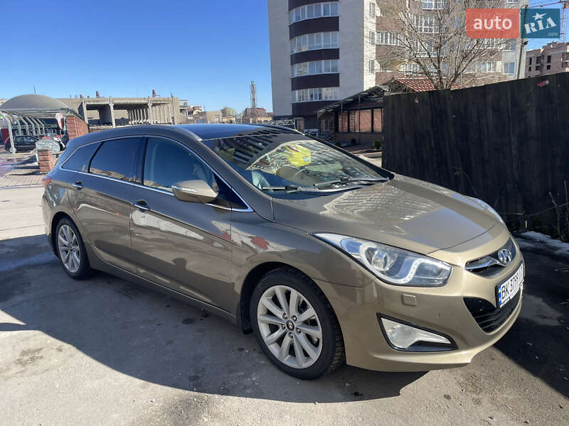 Универсал Hyundai i40 2011 в Ровно фото Универсал Hyundai i40 2011 в Ровно
