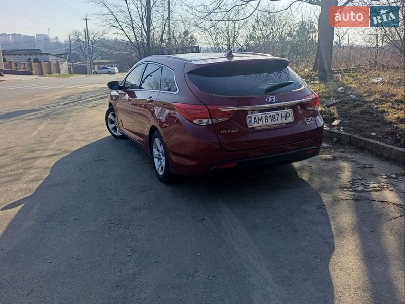 Универсал Hyundai i40 2015 в Житомире