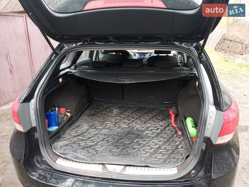 Универсал Hyundai i40 2012 в Радомышле