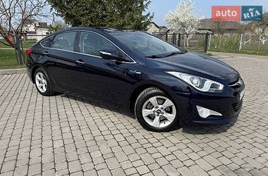 Седан Hyundai i40 2013 в Івано-Франківську