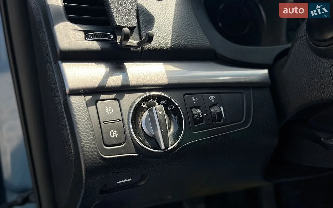 2012 Hyundai i40 - мініатюра 16