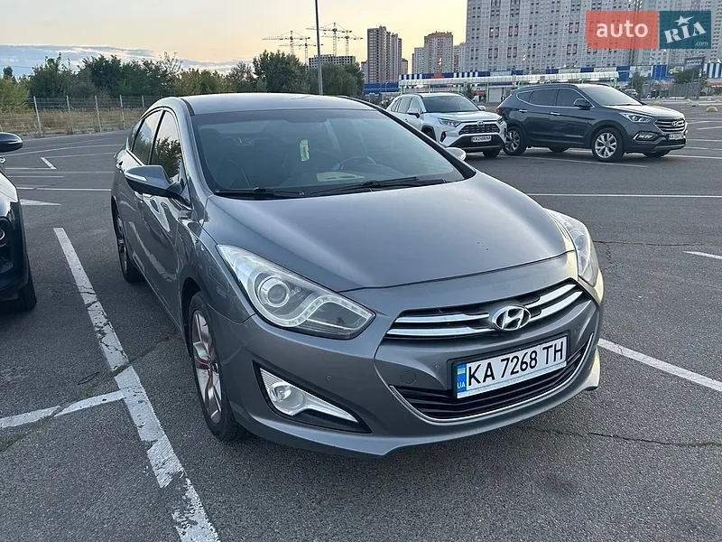 Hyundai i40 2012