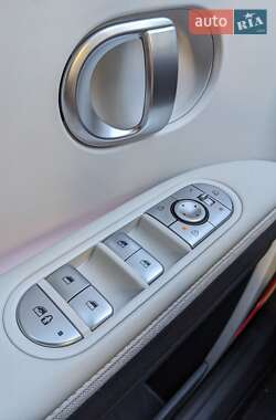 Позашляховик / Кросовер Hyundai Ioniq 5 2022 в 