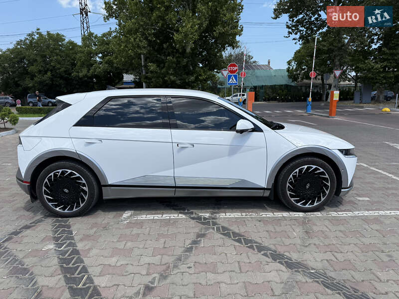 Внедорожник / Кроссовер Hyundai Ioniq 5 2023 в Одессе фото 4 Внедорожник / Кроссовер Hyundai Ioniq 5 2023 в Одессе