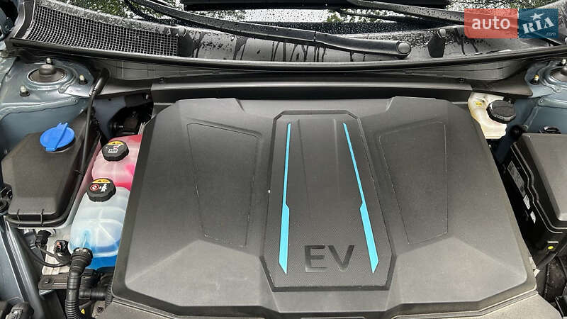 Внедорожник / Кроссовер Hyundai Ioniq 5 2024 в Киеве