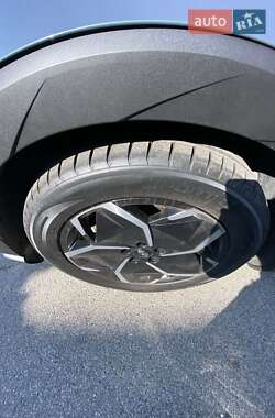 Внедорожник / Кроссовер Hyundai Ioniq 5 2022 в 