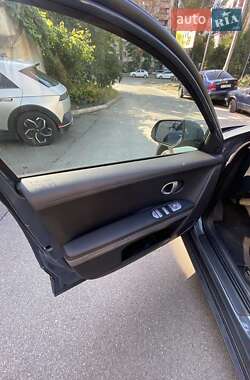 Внедорожник / Кроссовер Hyundai Ioniq 5 2022 в 