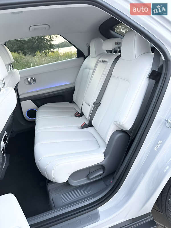 Внедорожник / Кроссовер Hyundai Ioniq 5 2023 в Ровно