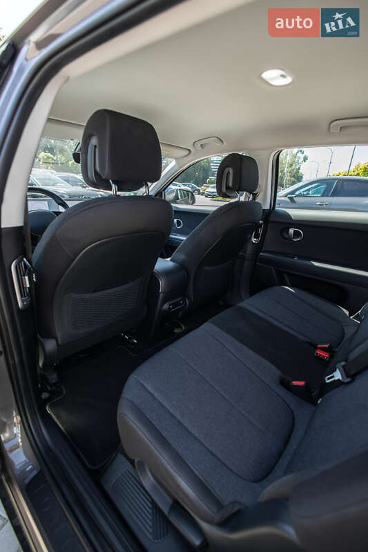 Внедорожник / Кроссовер Hyundai Ioniq 5 2022 в Львове фото 23 Внедорожник / Кроссовер Hyundai Ioniq 5 2022 в Львове