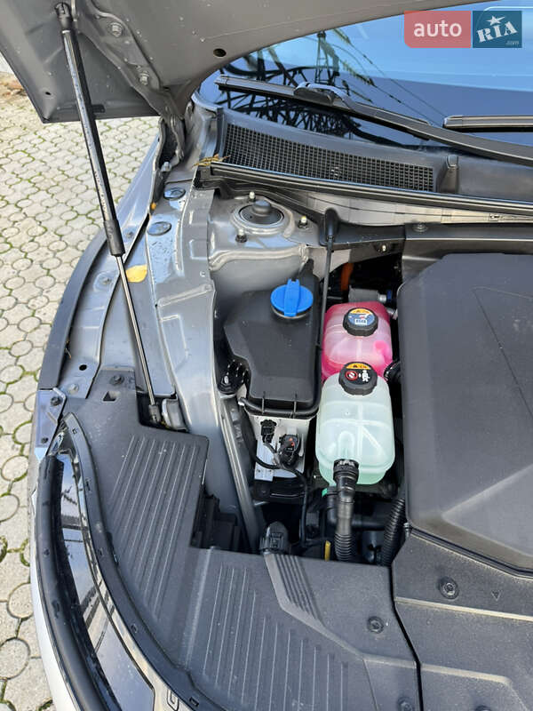 Внедорожник / Кроссовер Hyundai Ioniq 5 2022 в Черновцах фото 15 Внедорожник / Кроссовер Hyundai Ioniq 5 2022 в Черновцах