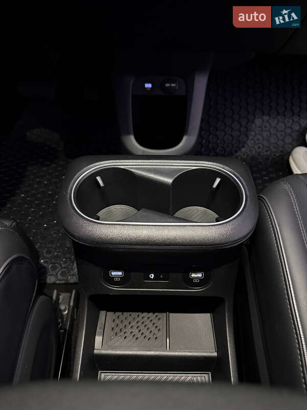 Внедорожник / Кроссовер Hyundai Ioniq 5 2023 в Ровно фото 24 Внедорожник / Кроссовер Hyundai Ioniq 5 2023 в Ровно