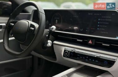 Фастбэк Hyundai Ioniq 6 2023 в 
