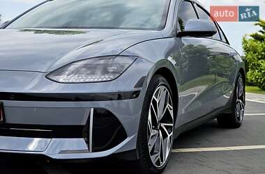 Фастбэк Hyundai Ioniq 6 2023 в 