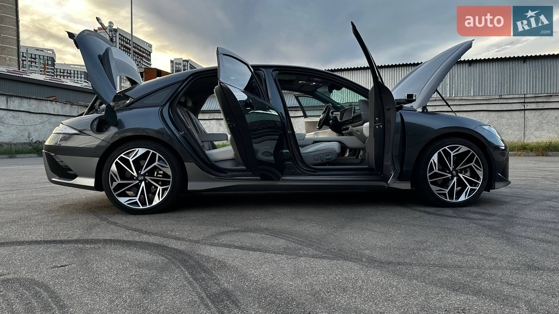 2022 Hyundai IONIQ - мініатюра 7