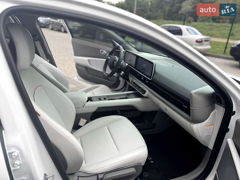 Фастбэк Hyundai Ioniq 6 2023 в Ивано-Франковске