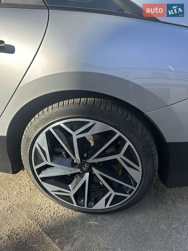 Фастбек Hyundai Ioniq 6 2023 в Первомайську